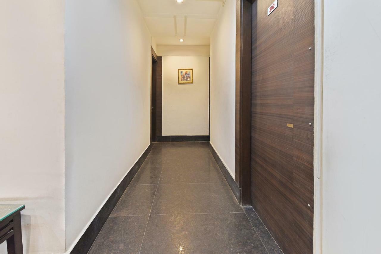 Отель Oyo Flagship 387 Moulsari Avenue Гургаон Экстерьер фото